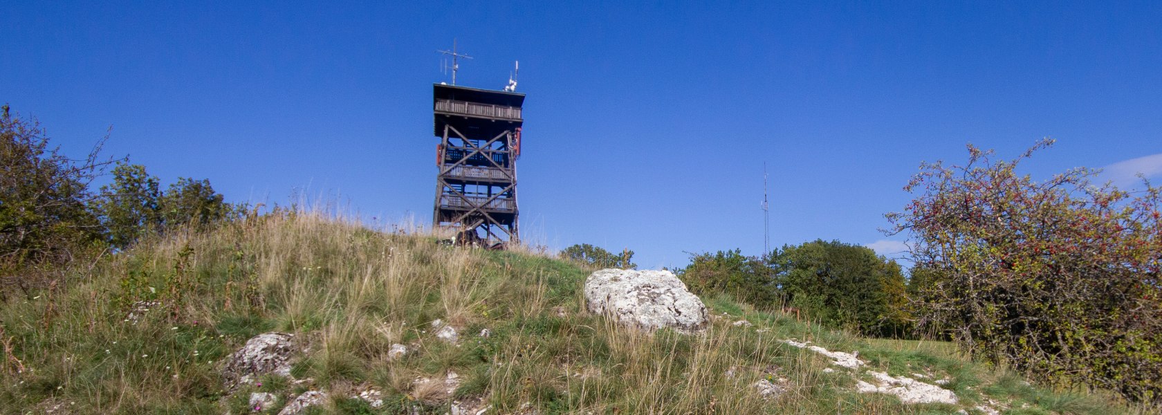 Oberleiser Berg mit Turm, © Naturpark Leiser Berge